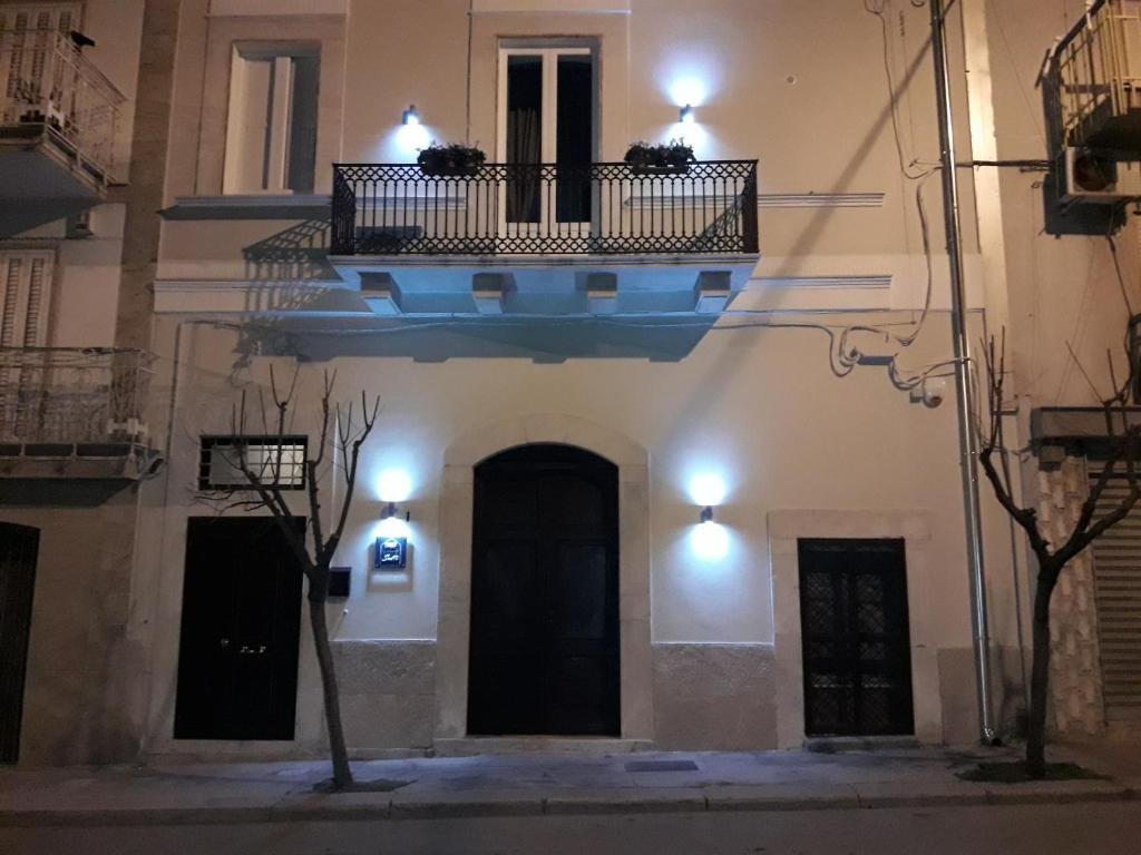 B&B Saffi - Via Aurelio Saffi, 41, 76012 Canosa di Puglia BT, Italy